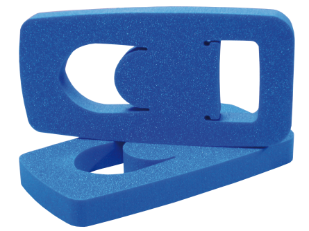 Coppia attrezzi in materiale espanso multistrato con superifcie antigraffio. Per il potenziamento degli arti superiori. Forma piatta per una resistenza costante nella fase attiva e passiva dell’esercizio.
